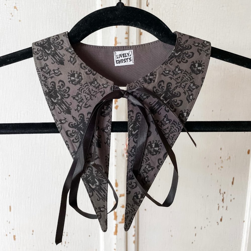 Haunted Mansion Pattern Goth Halloween Collar